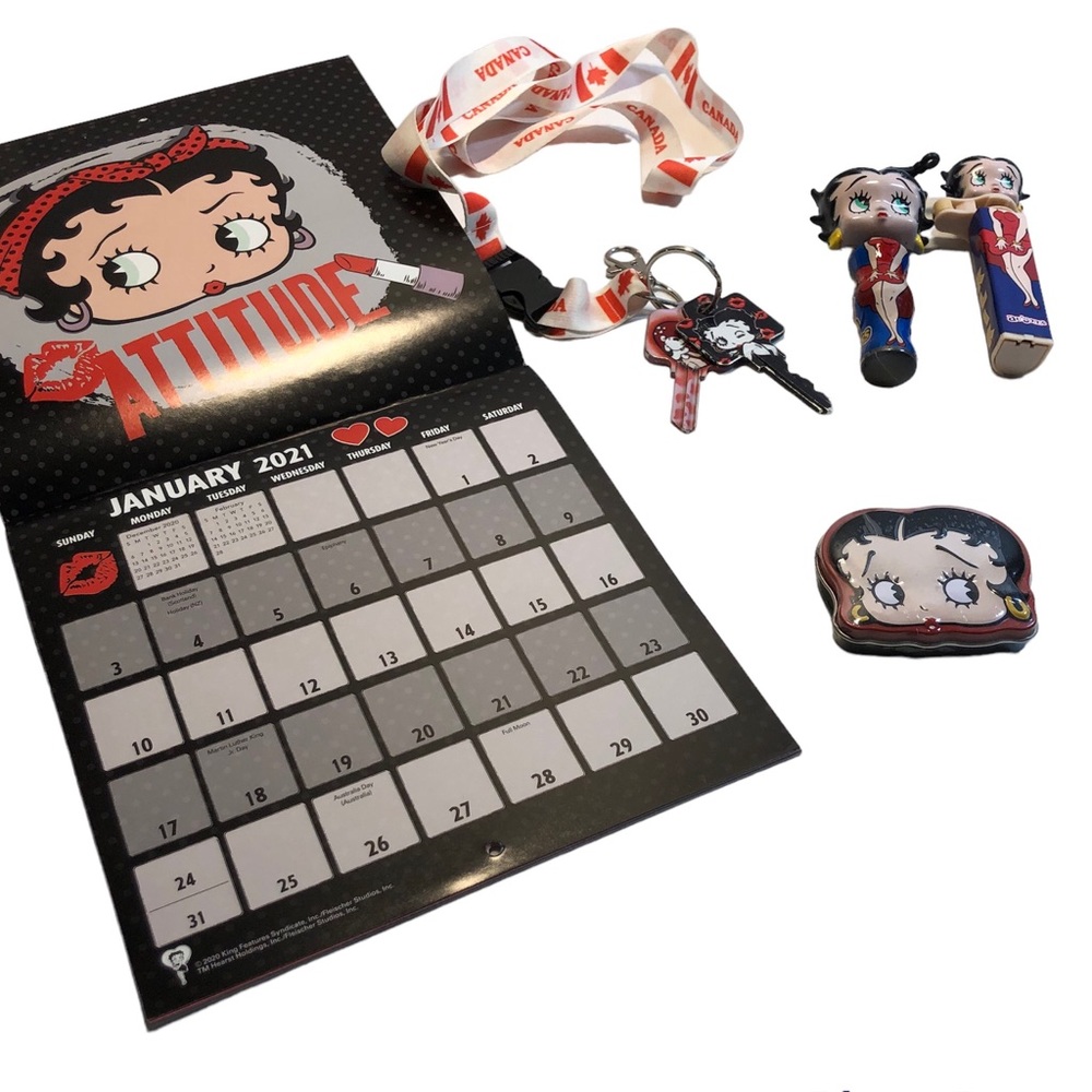 Betty Boop Collectors lot : Keys, Candy Dispenser, Old Calendar for photos +